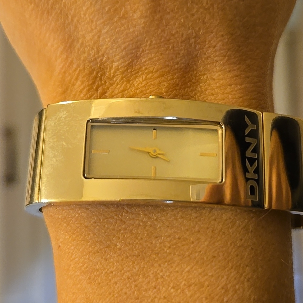 Dkny Watch - image 4